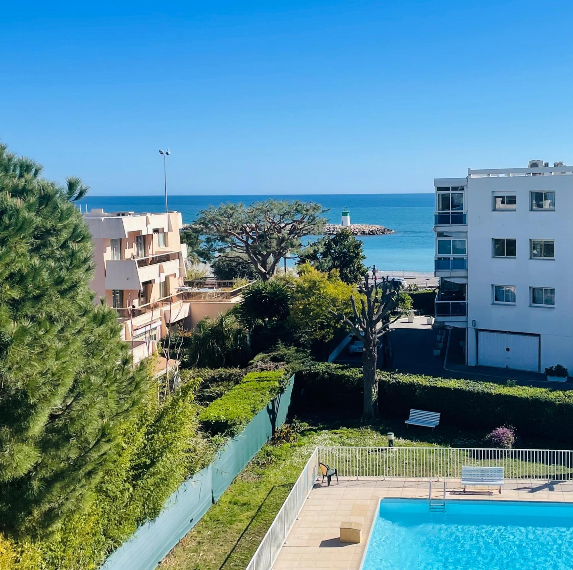 Residence Mediterranee - Beachfront - Sun And Seaview - Pool - Private Parking Cagnes-sur-Mer Esterno foto